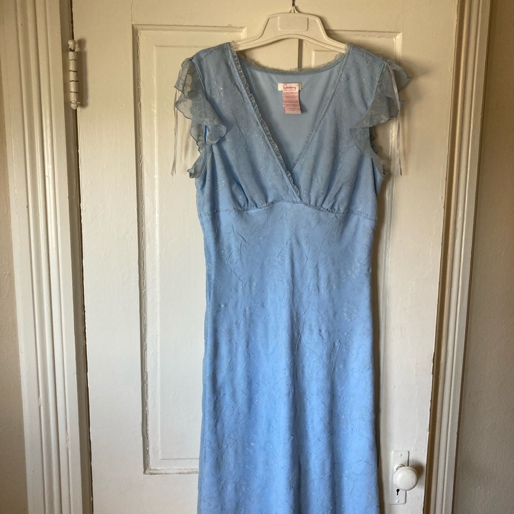Dress - Picture 2 of 3